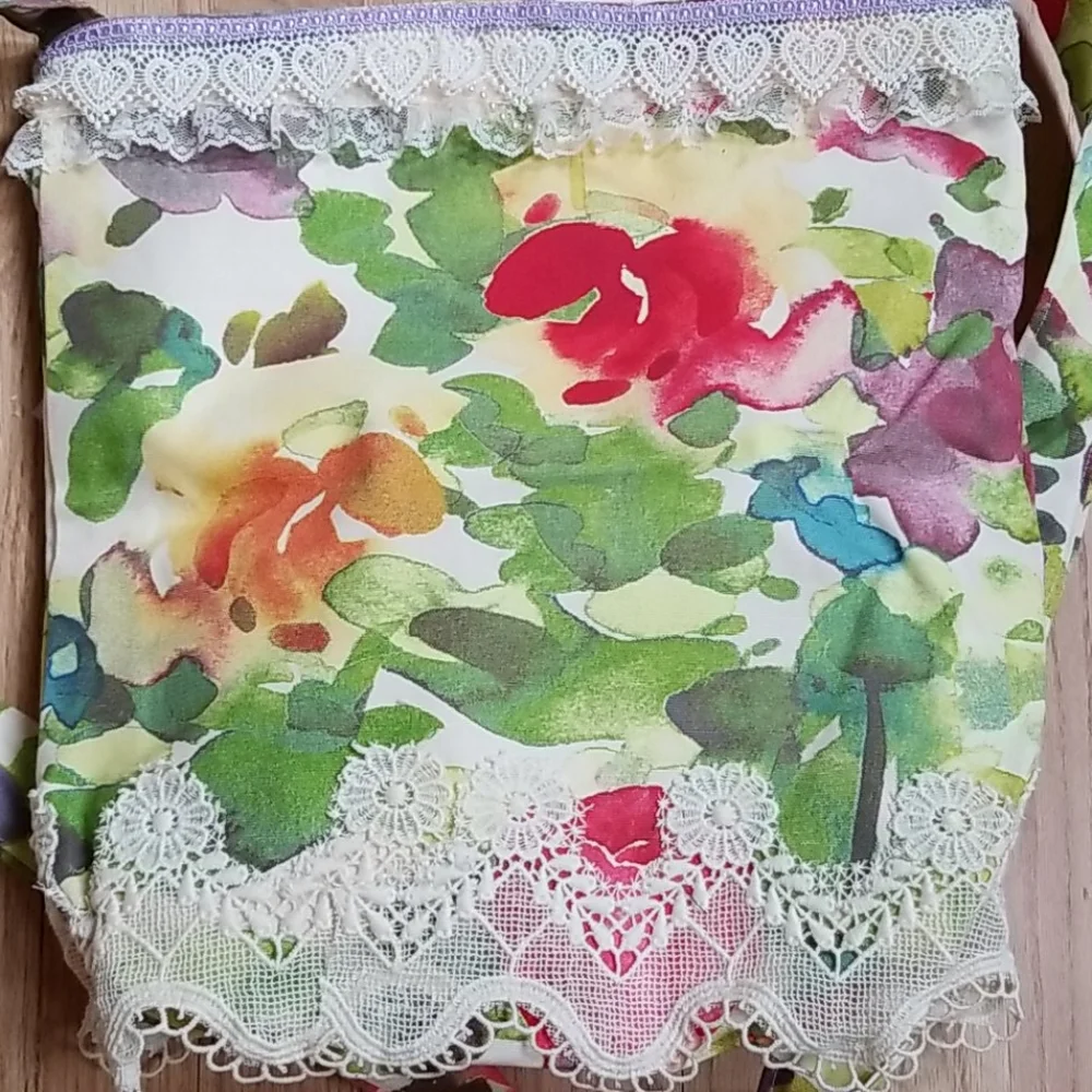 Hand Crafted Artisan Boho Gypsy Embellished Beaded Lace Crossbody Tote Bag - Picture 12 of 16